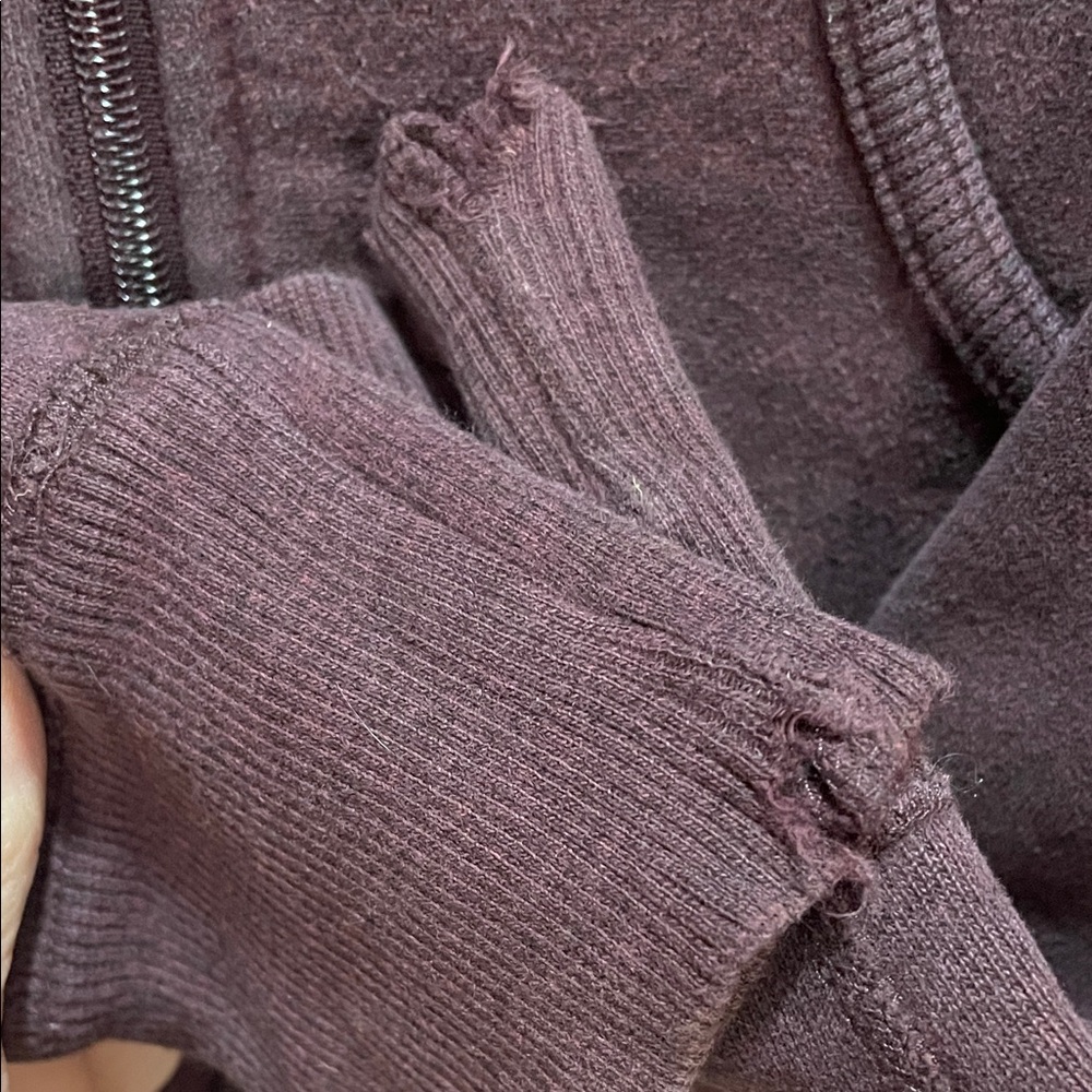 Iconic LuluLemon Zip-Up Hoodie in Dark Plum - Picture 4 of 7